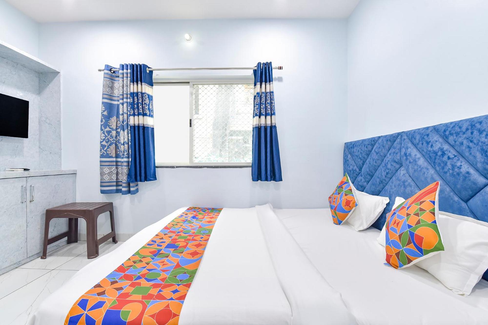 Fabhotel Somnath Ujjain Exteriör bild