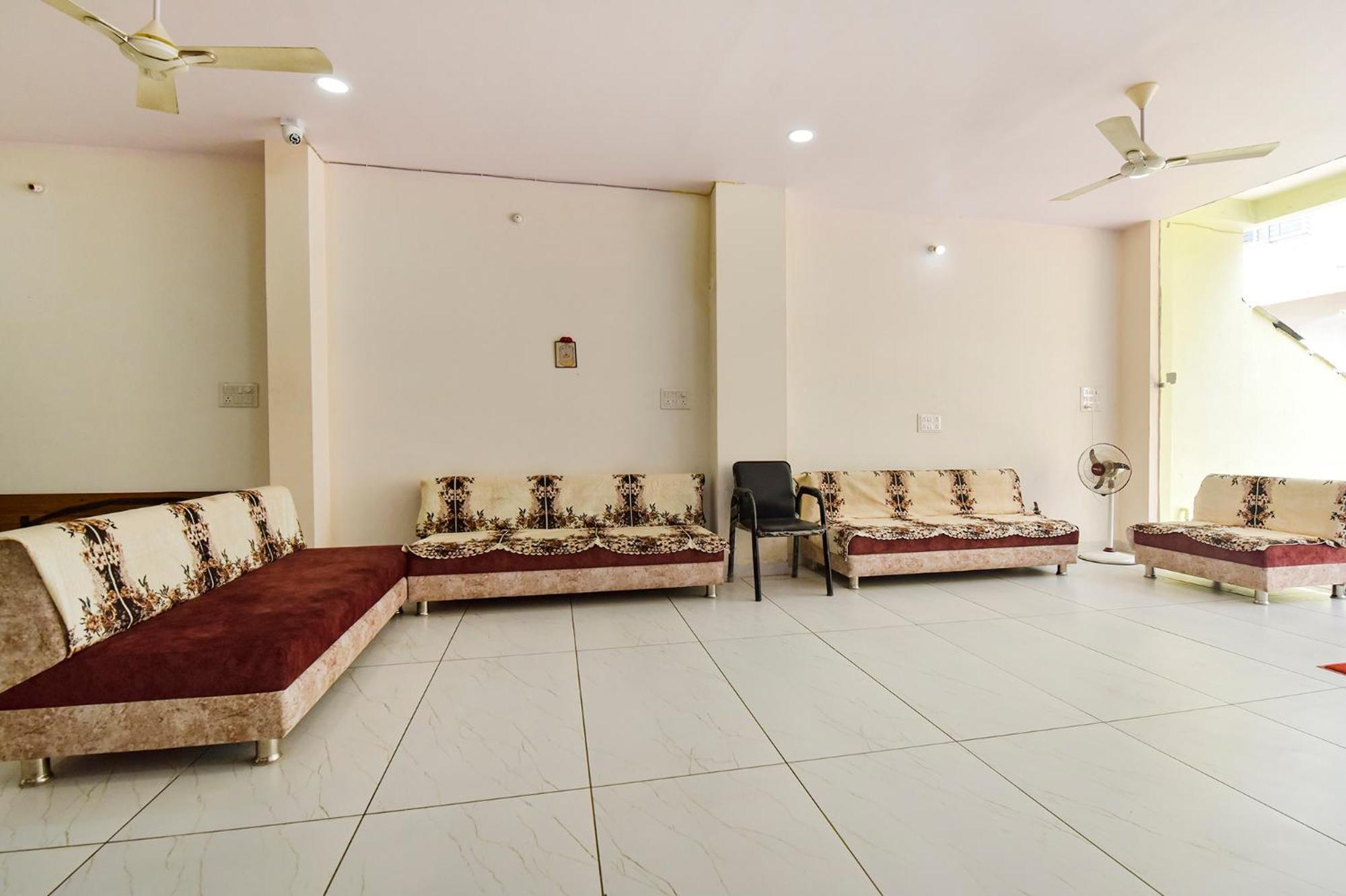 Fabhotel Somnath Ujjain Exteriör bild