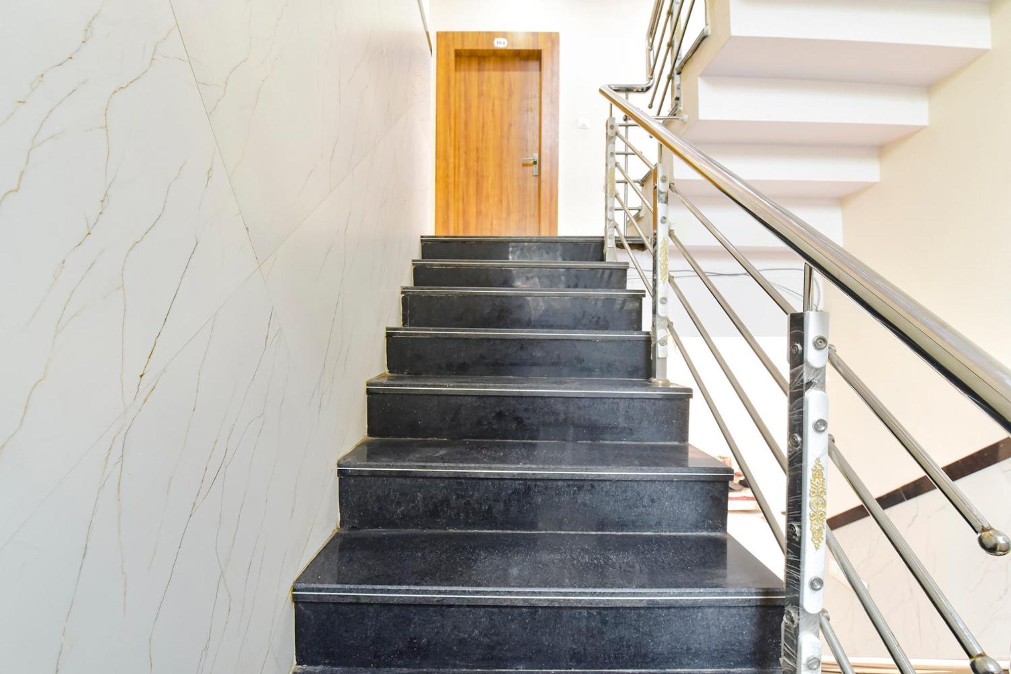 Fabhotel Somnath Ujjain Exteriör bild