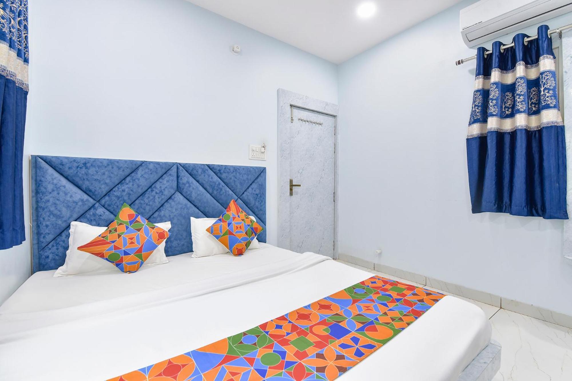 Fabhotel Somnath Ujjain Exteriör bild