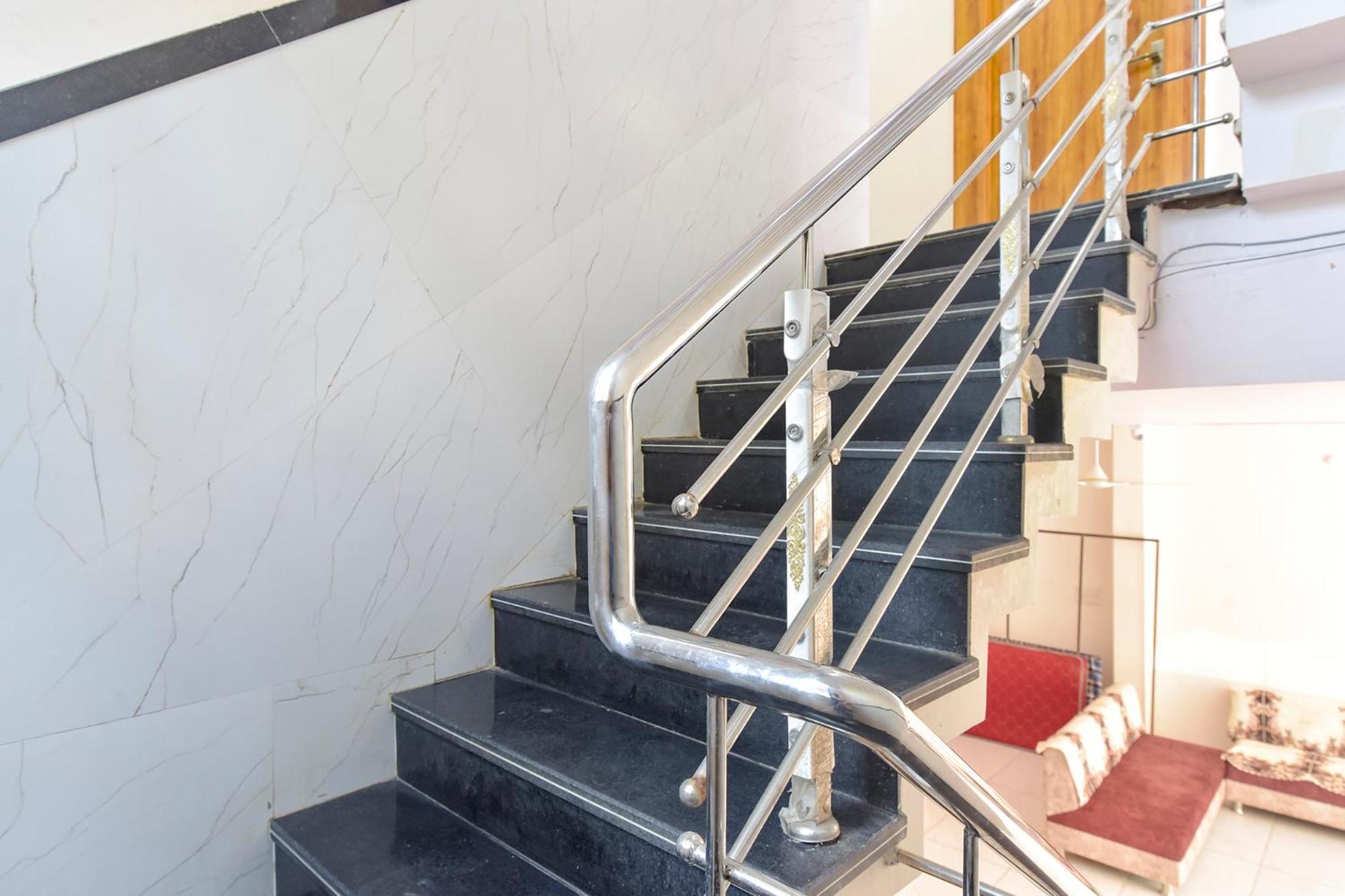 Fabhotel Somnath Ujjain Exteriör bild